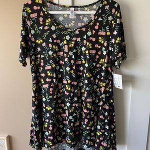 LuLaRoe Medium Black Floral Perfect T